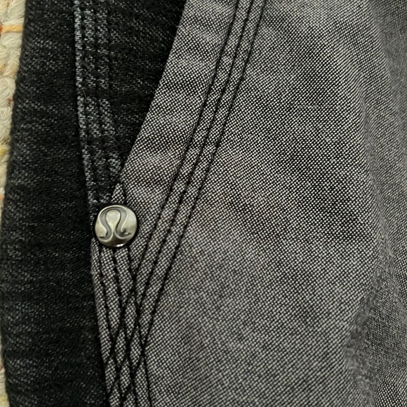 RARE lululemon women’s Pedal Power Pant - Picture 3 of 5